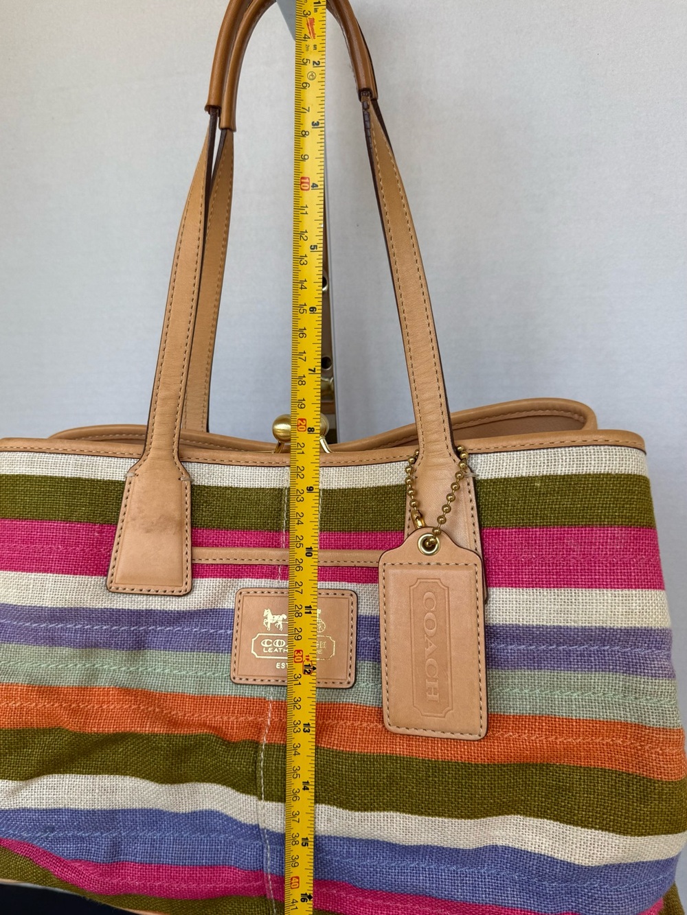 Coach Limited edition 10th Anniversary Hampton Satchel, multicolor. - Picture 10 of 11